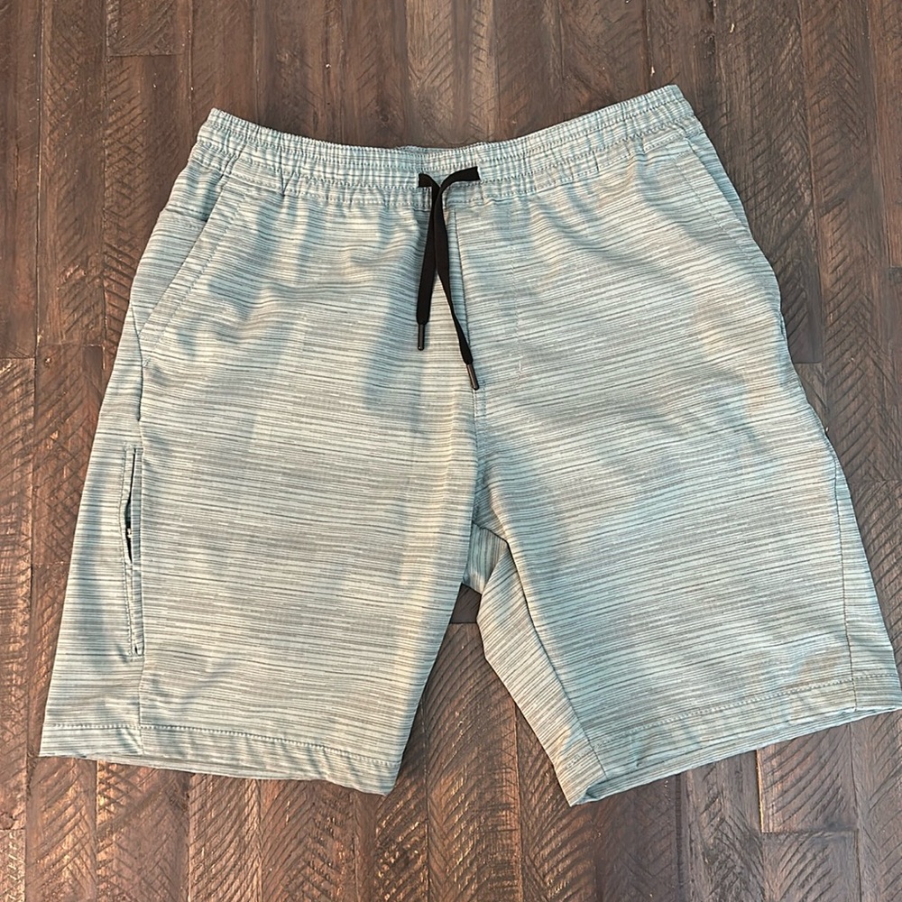 Kenneth Cole Active Mint Green Drawstring Stretch Shorts Men's Size Medium